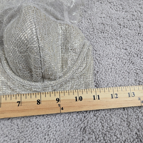 Victoria's Secret Dream Angels 32C High Neck Lace Demi champagne gold Metallic - Picture 9 of 9